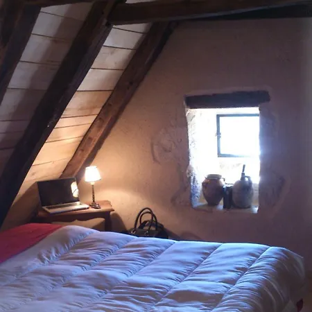 Dans Village Medieval Perigord * Limeuil