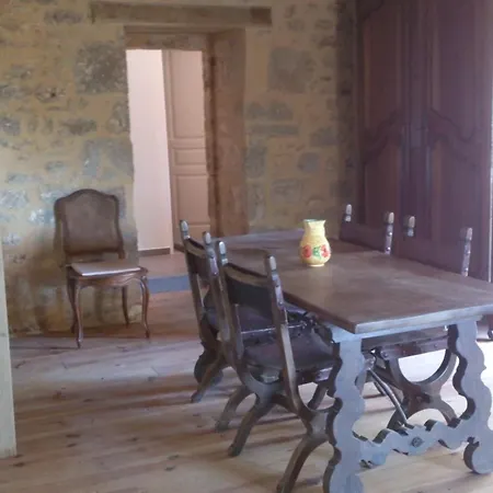 Dans Village Medieval Perigord