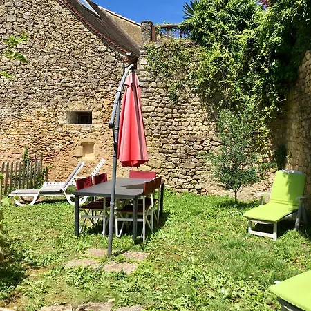 Prázdninový dům Dans Village Medieval Perigord *
